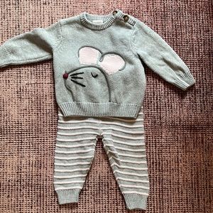 Hanna Andersson sweater set